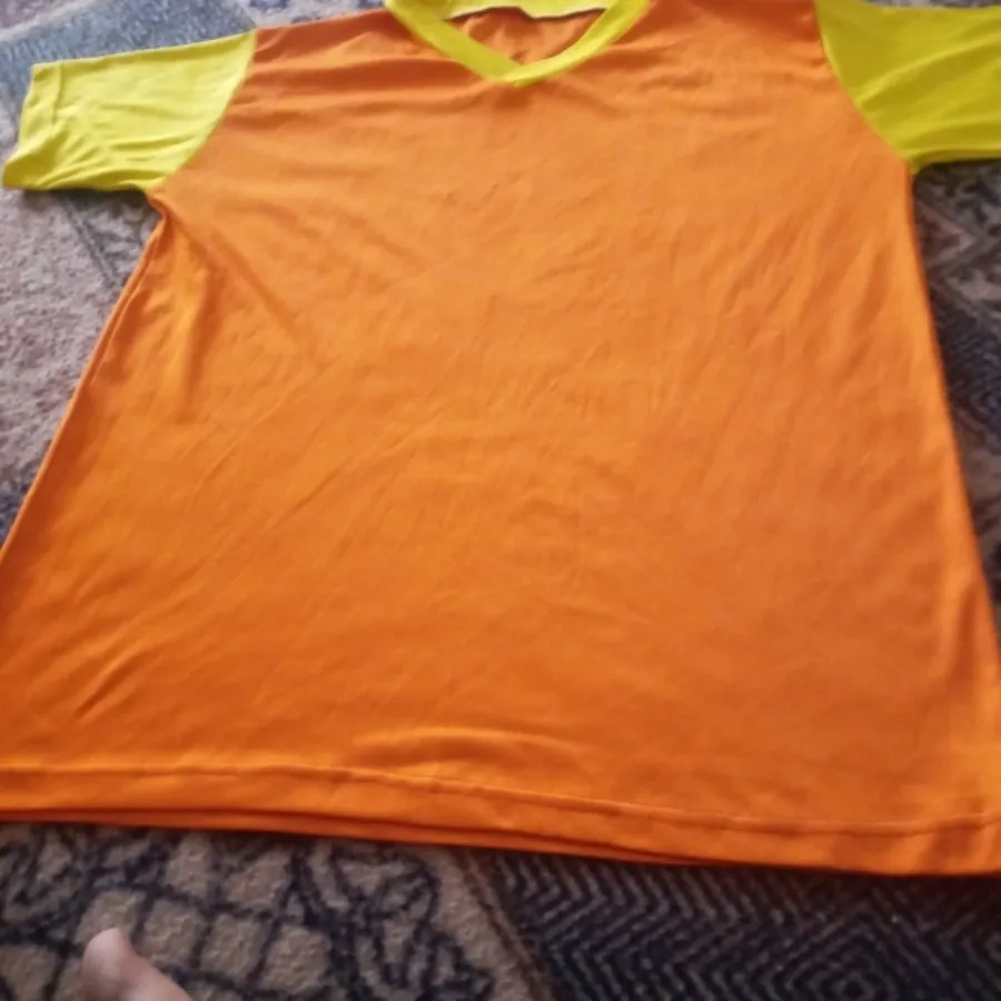 بلوز ورزشی