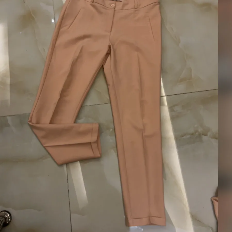 شلوار کرپ‌کلاسبک