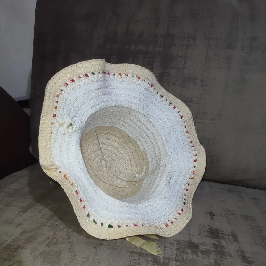 کلاه حصیری