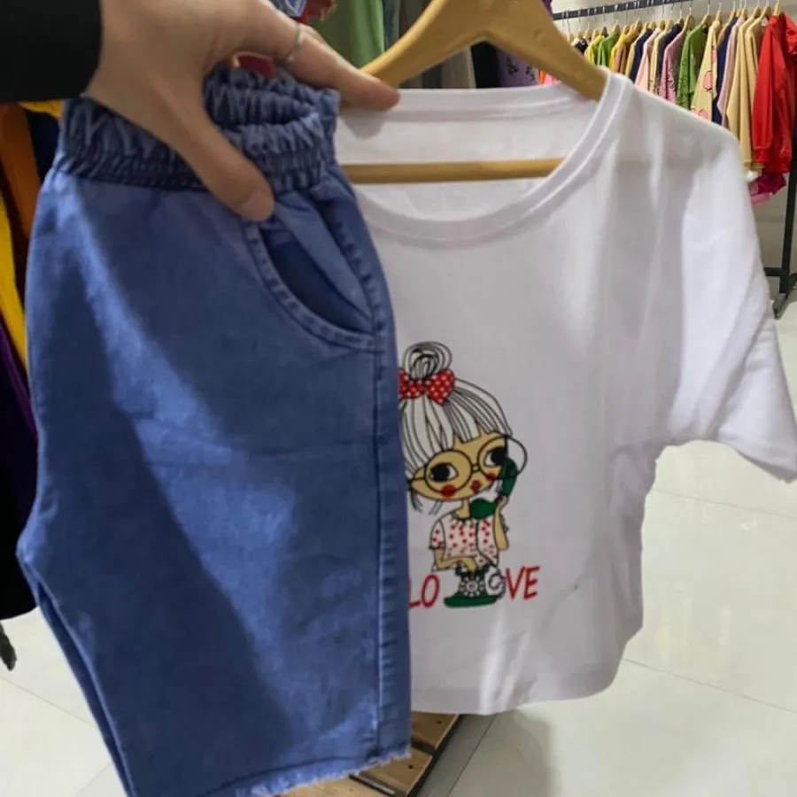 کراپ شلوارک بچگانه