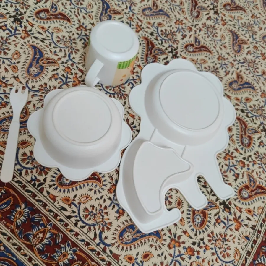 سرویس غذاخوری کودک