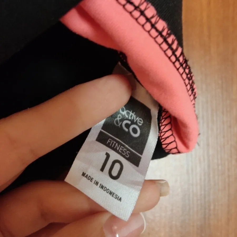 نیم تنه ورزشی