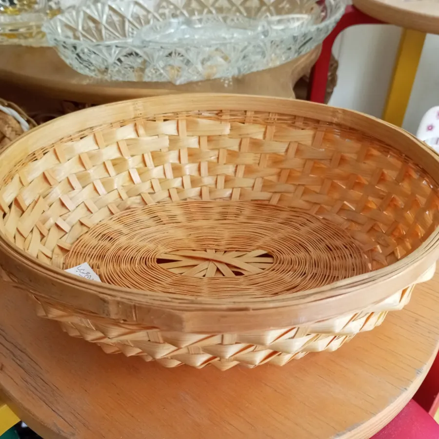 دو عدد سبد حصیری چوبی