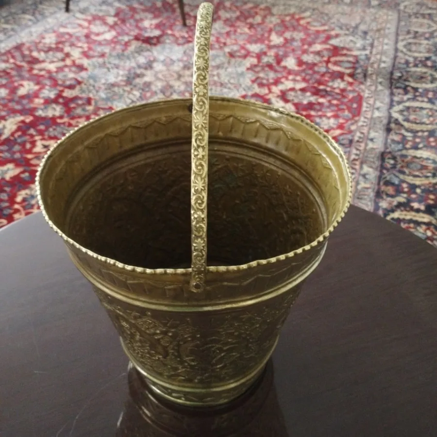 سطل برنجی قدیمی