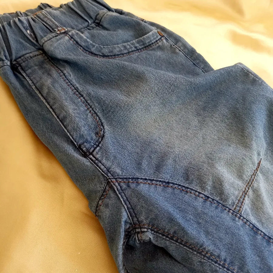 شلوار جین بچگانه