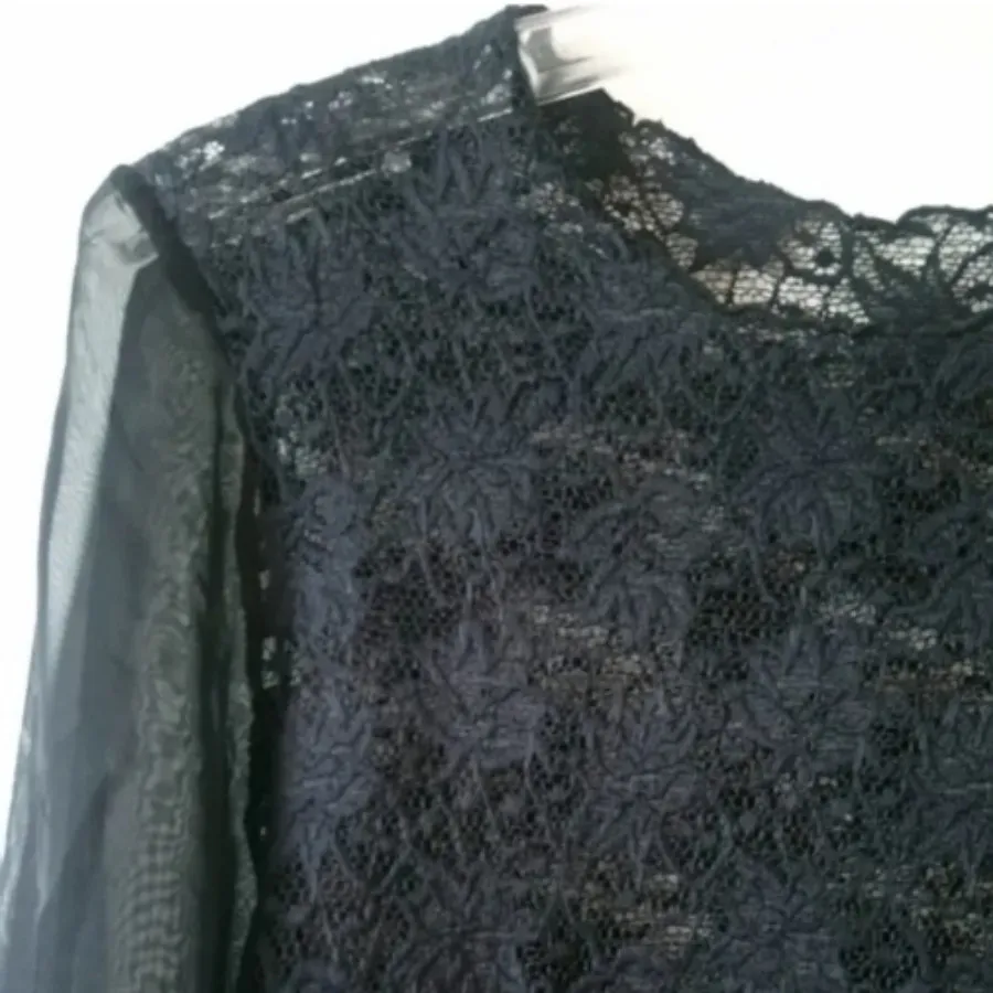 بلوز دانتل حریر زنانه