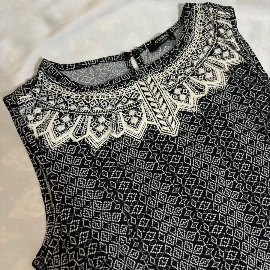 پیراهن ساحلی