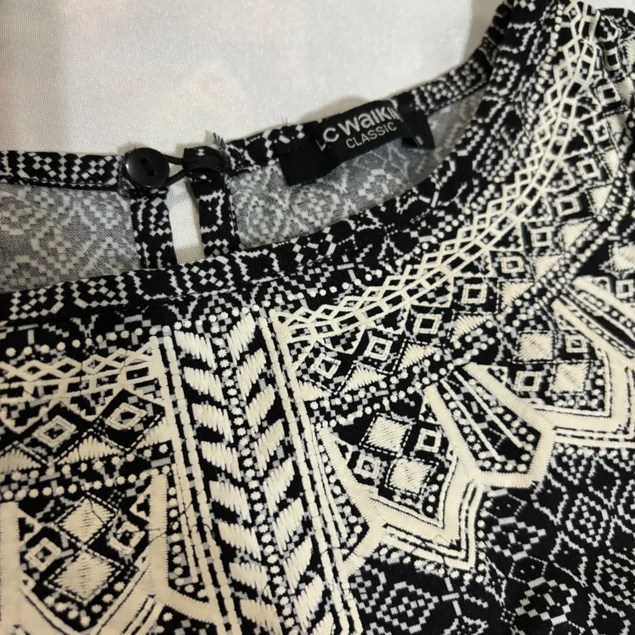 پیراهن ساحلی