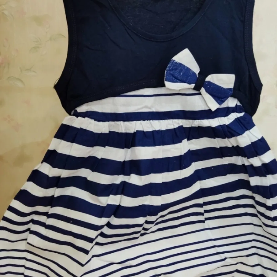 پیراهن دخترانه