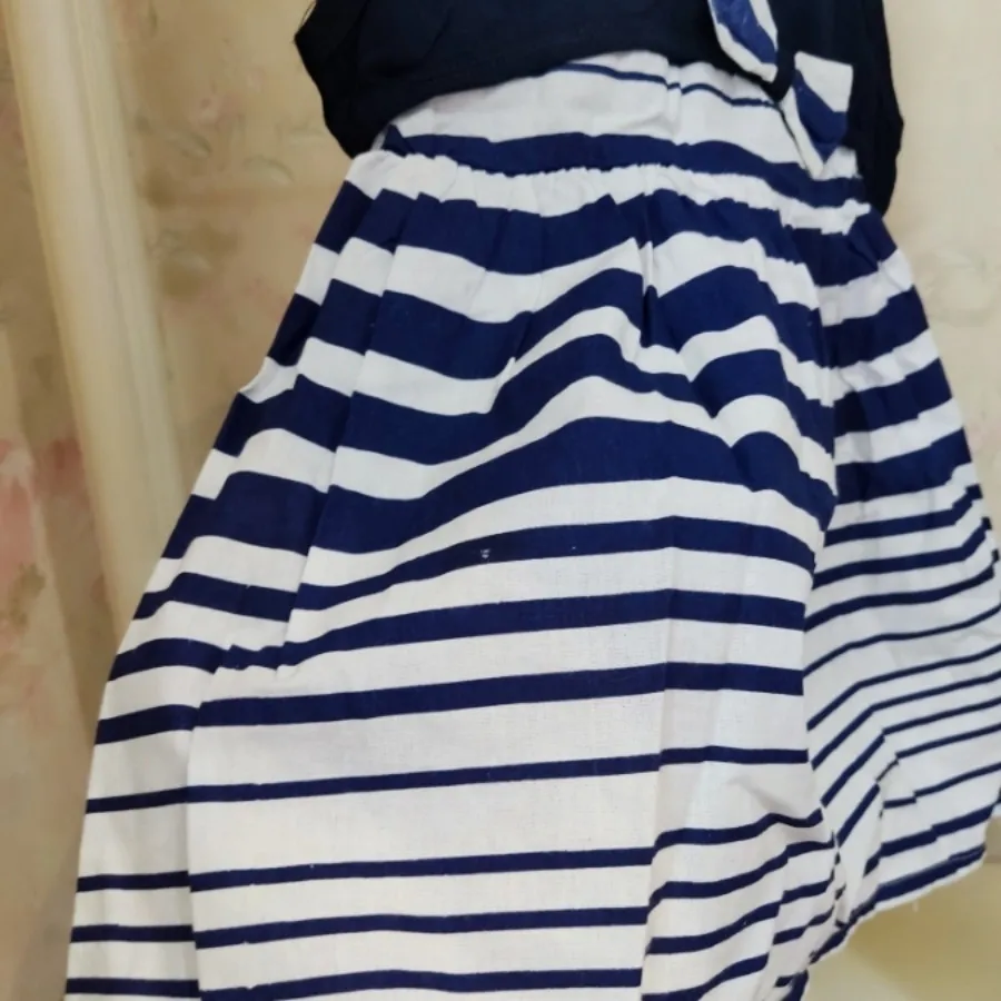 پیراهن دخترانه