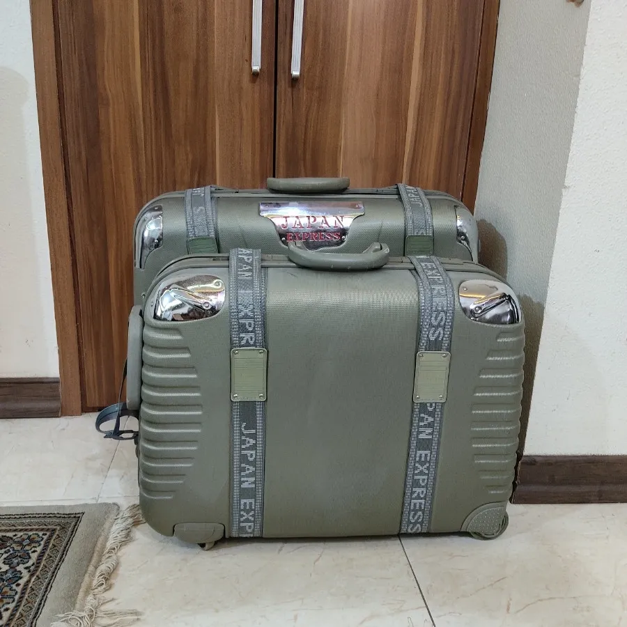 چمدان  محکم