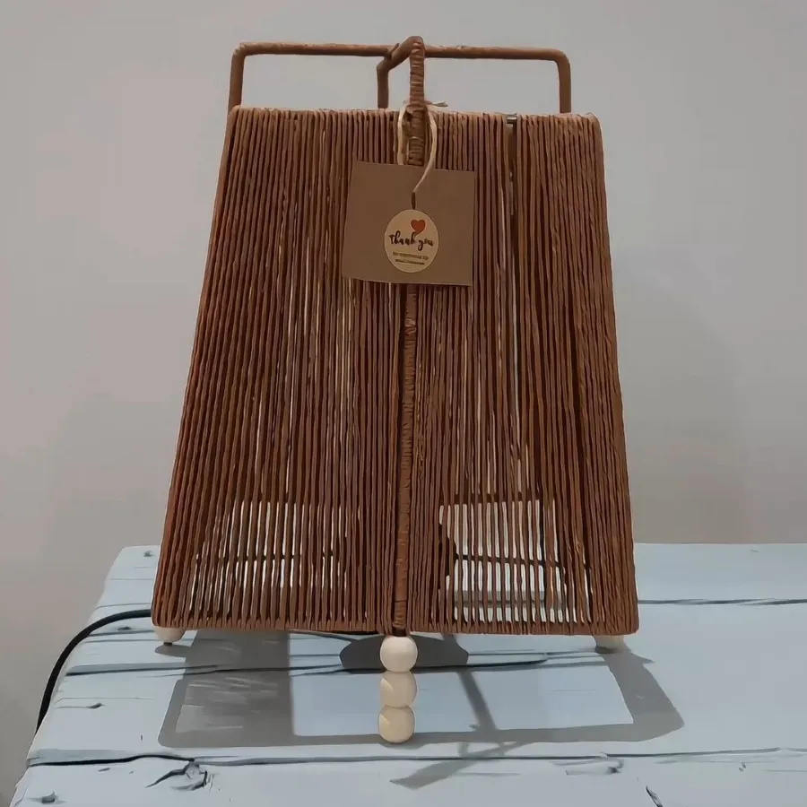 آباژور  رومیزی مدل مربعی