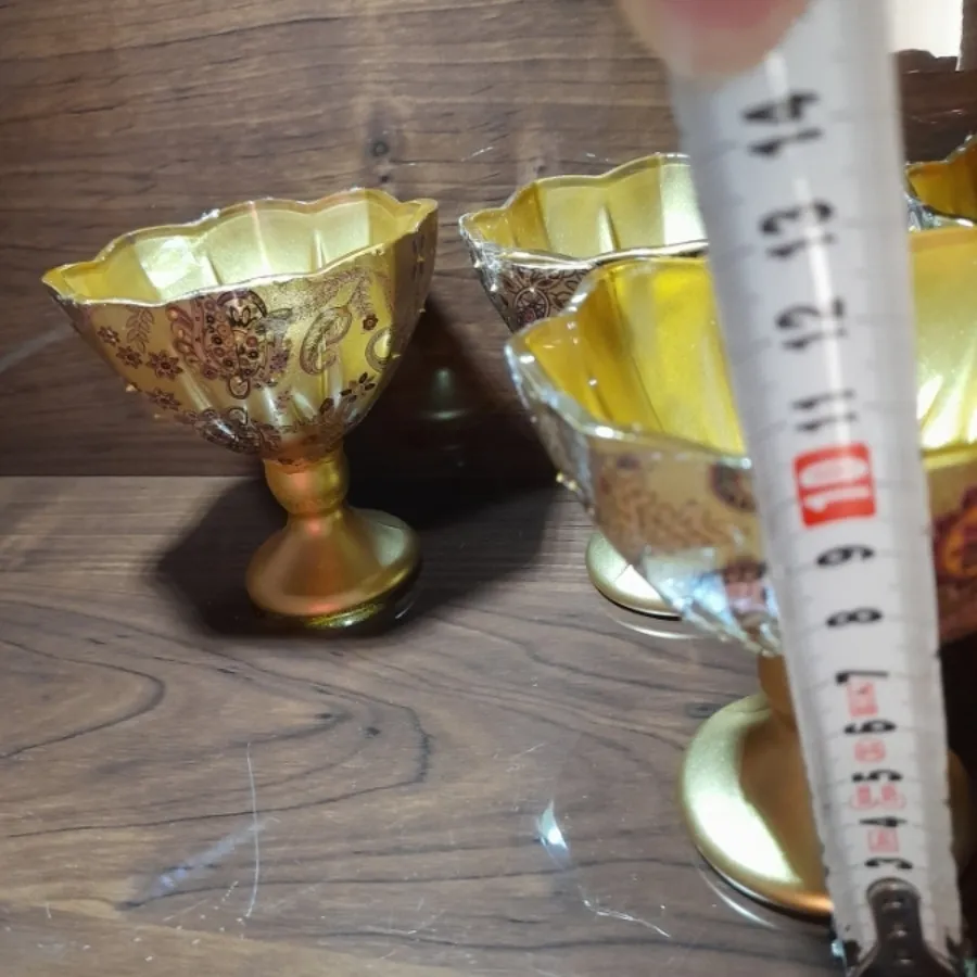6 عدد ظروف پایه دار