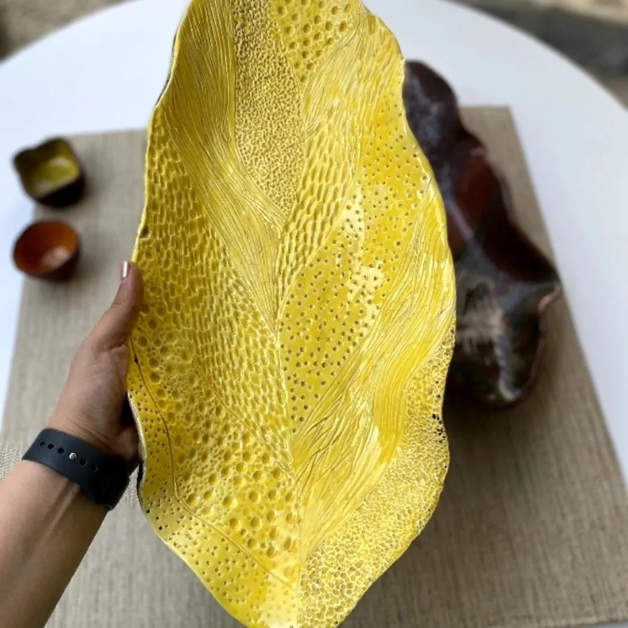 ظرف سرامیکی دستساز