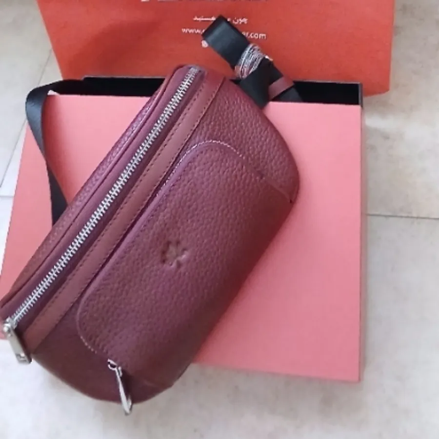 کیف زرشکی نوین چرم