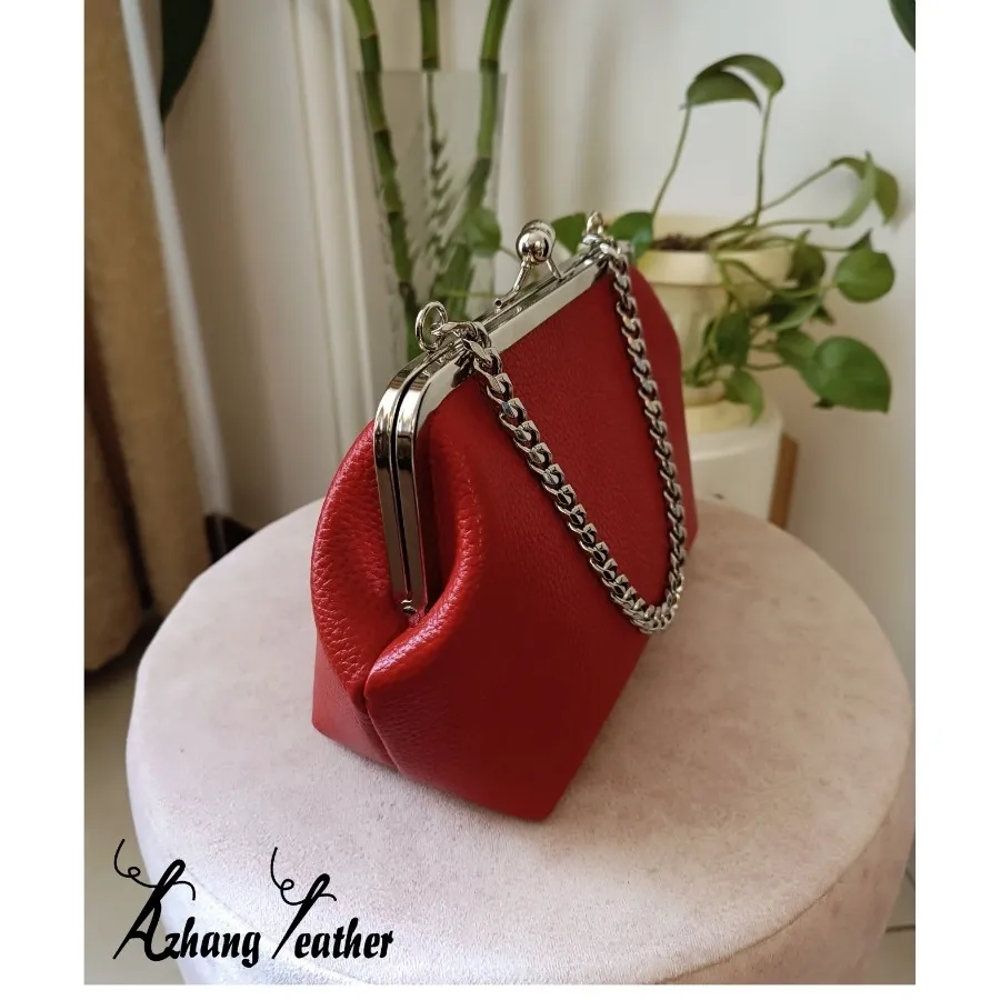 کیف چرم طبیعی رنگ قرمز