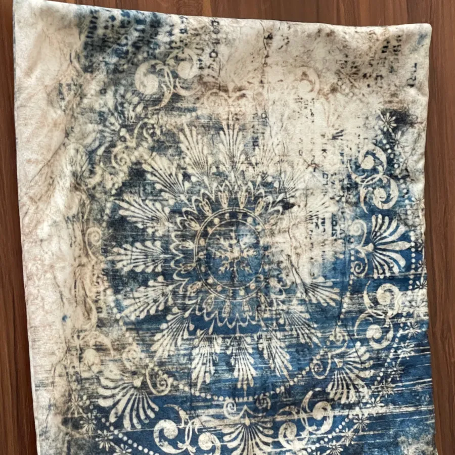 کاور کوسن مخمل