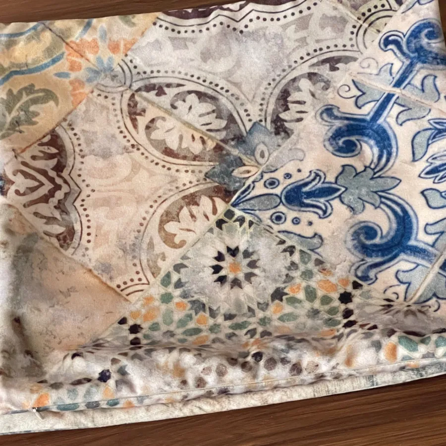 کاور کوسن مخمل