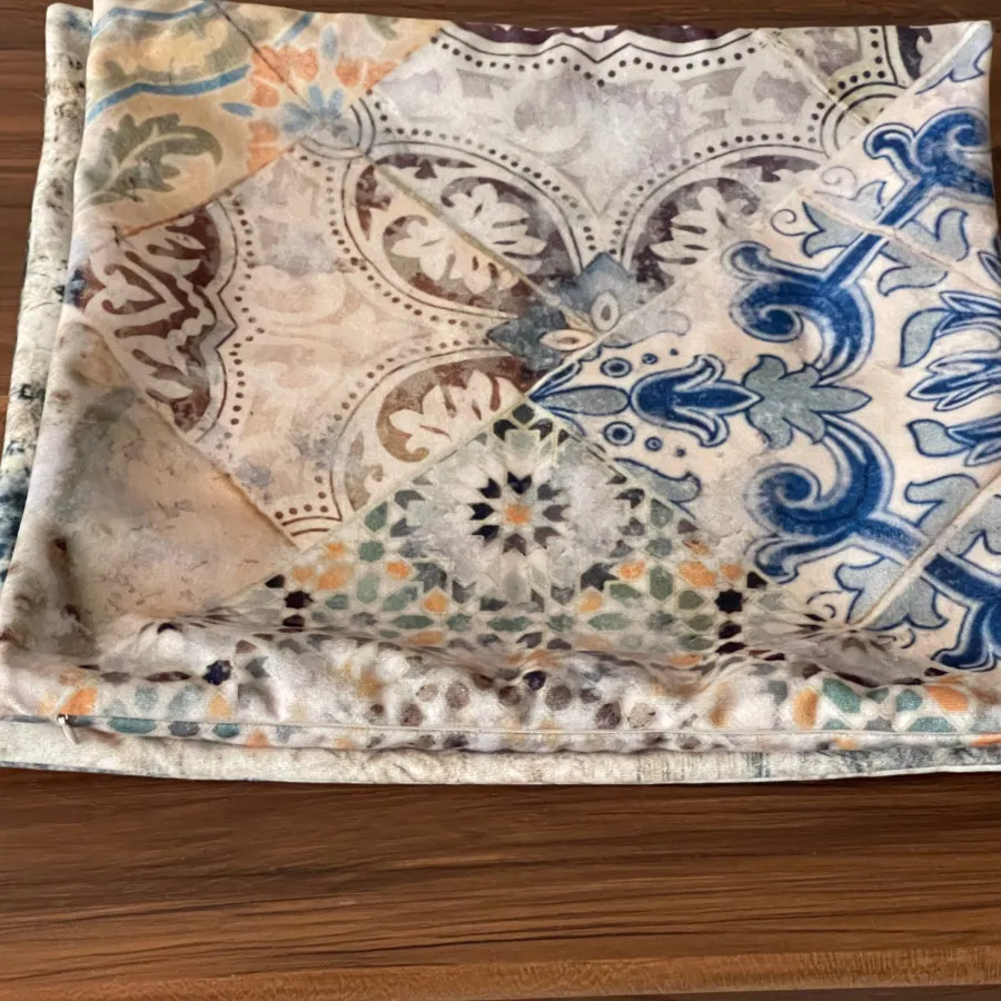 کاور کوسن مخمل طرح پتینه
