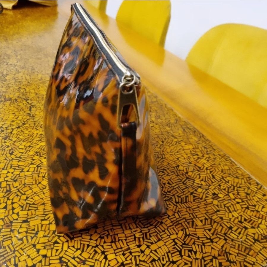 کیف آرایشی بزرگ H&M
