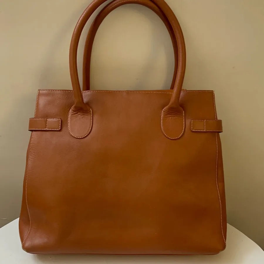 کیف شیک و مجلسیLOEWE