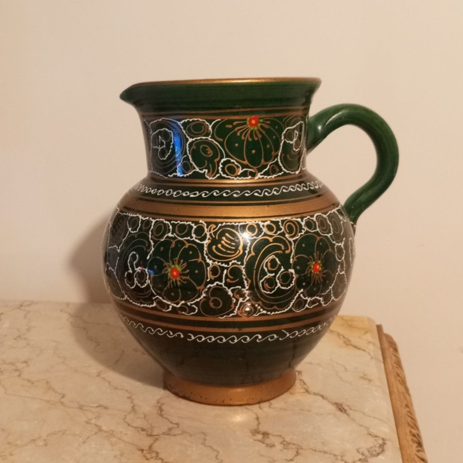 پارچ سنتی دو رنگ قدیمی