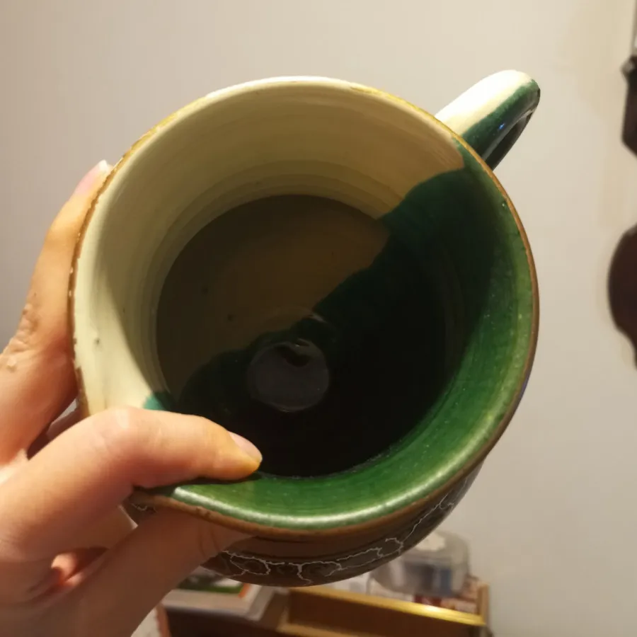 پارچ سنتی دو رنگ قدیمی