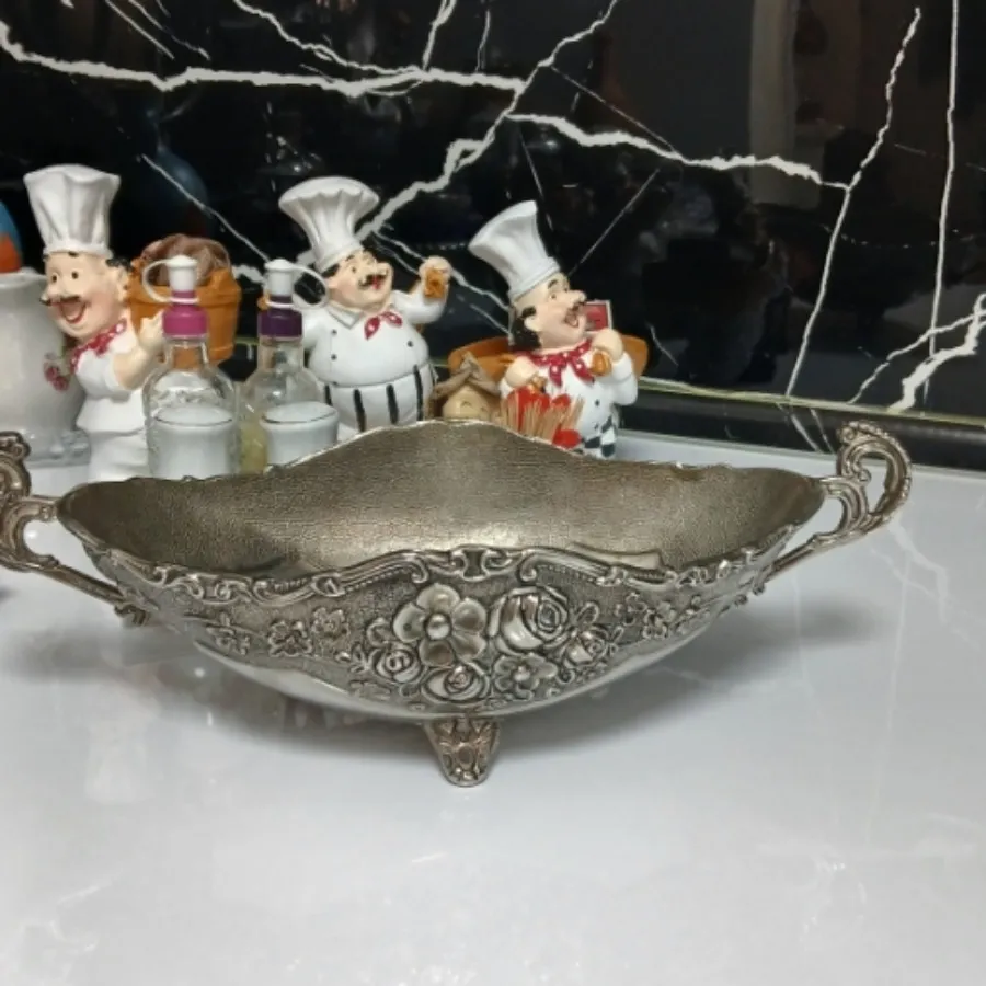 میوه خوری شکلات خوری