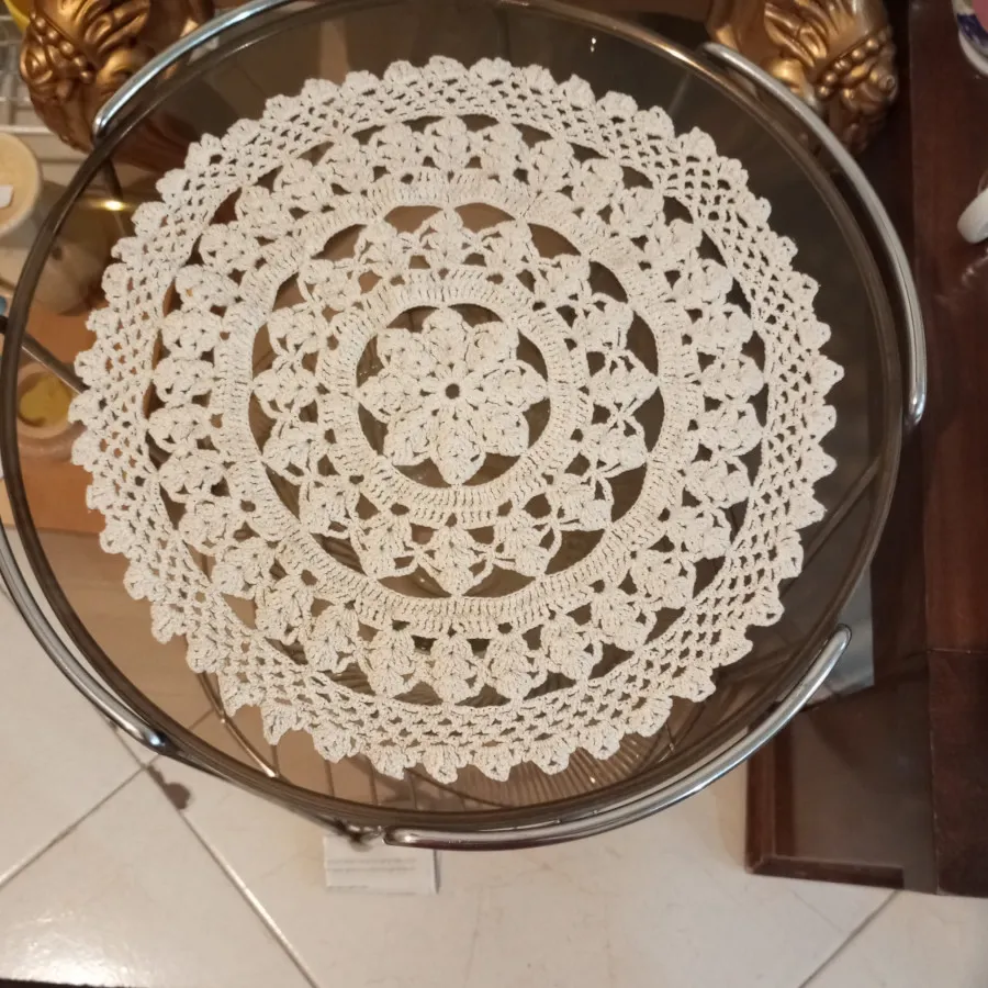 رومیزی گیپور با اشانتیون