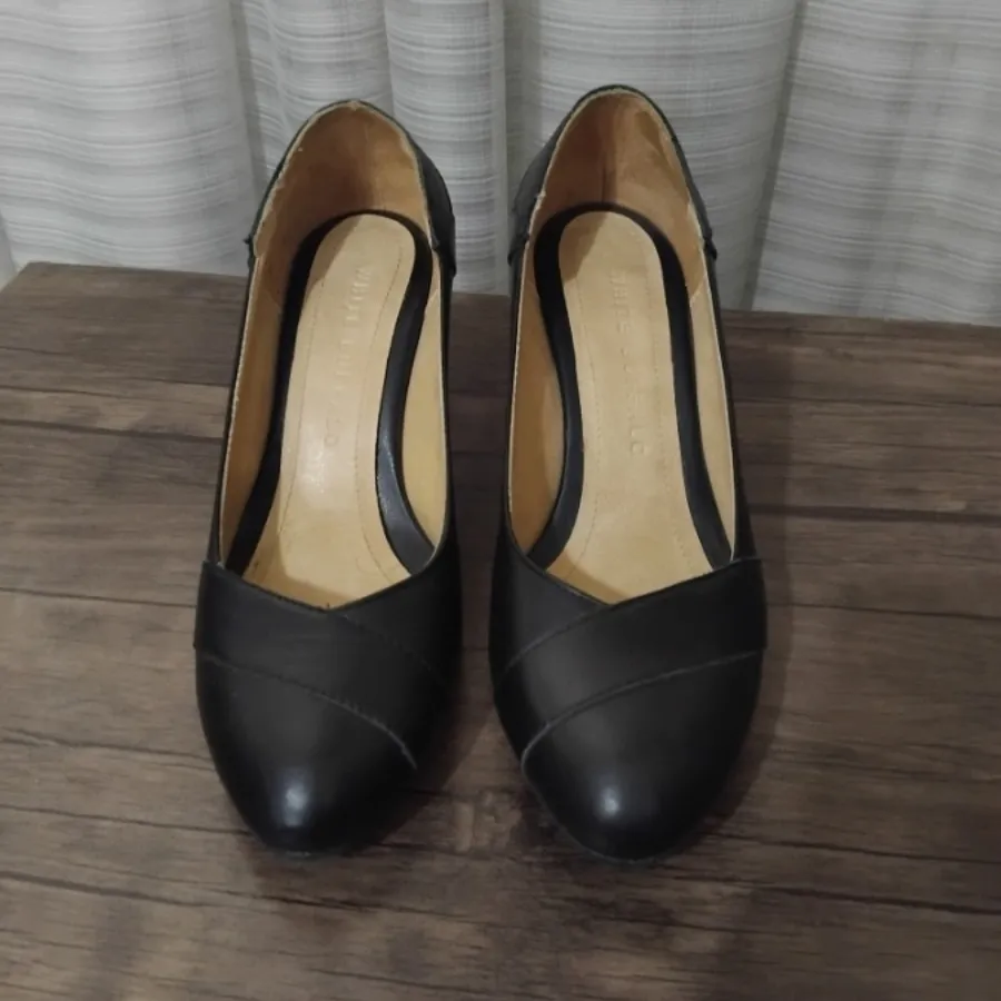 کفش بوفالو سفید