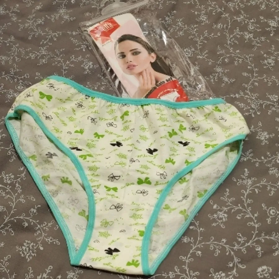 شورت ella