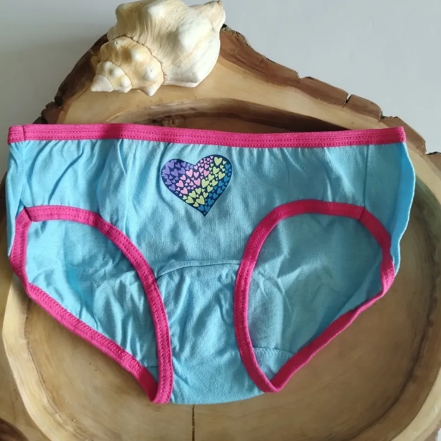 انواع شورت تایلندی کودک