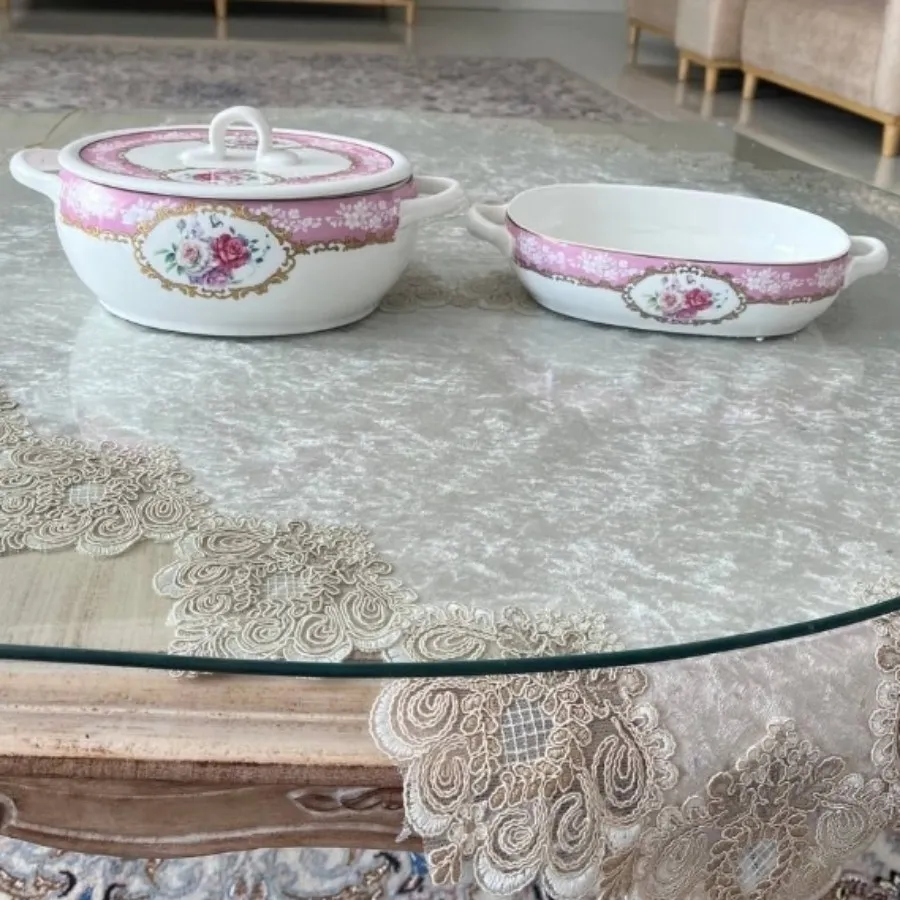 سوپ  و سالادخوری بی وی کی