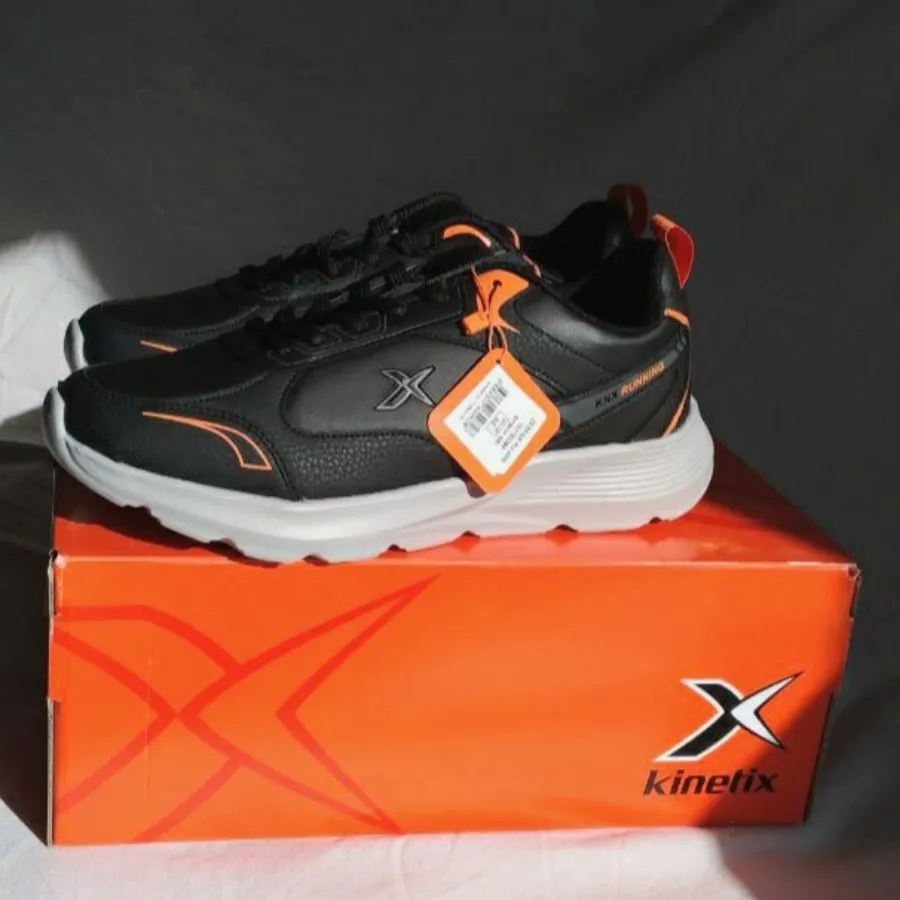 کفش اسپرت کینتیکس
