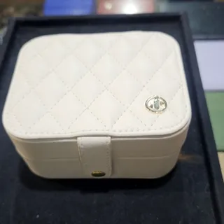 جعبه جواهرات