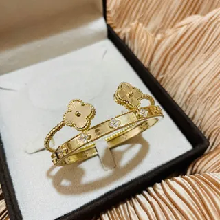 دستبند ونکلیف ایینه ای