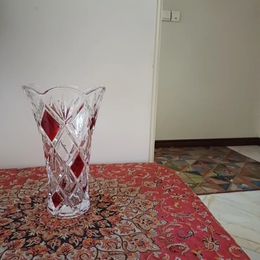 گلدان کریستال