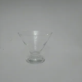 بستنی خوری