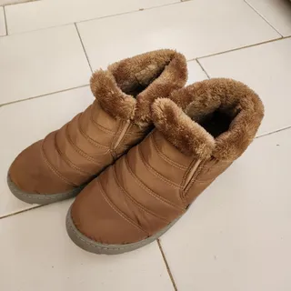 بوت عسلی