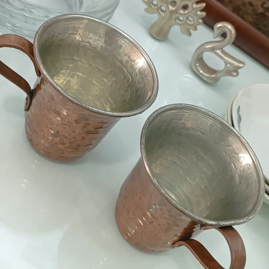 دوعدد لیوان مسی دسته دار