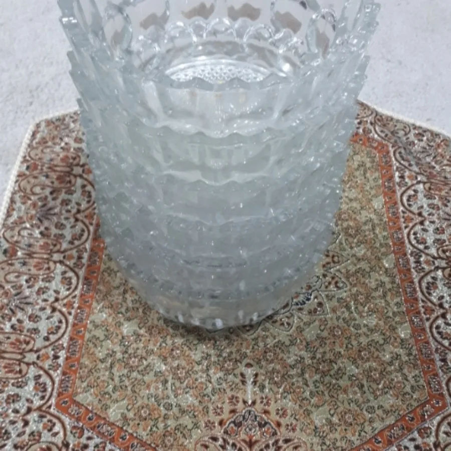 میوه خوری و کاسه