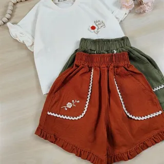 کراپ شلوارک دخترونه