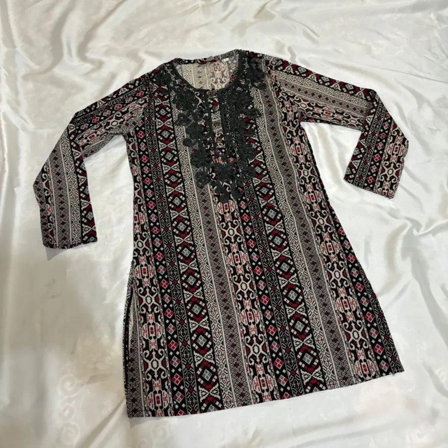 پیراهن گلدار