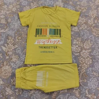 لباس بچگانه