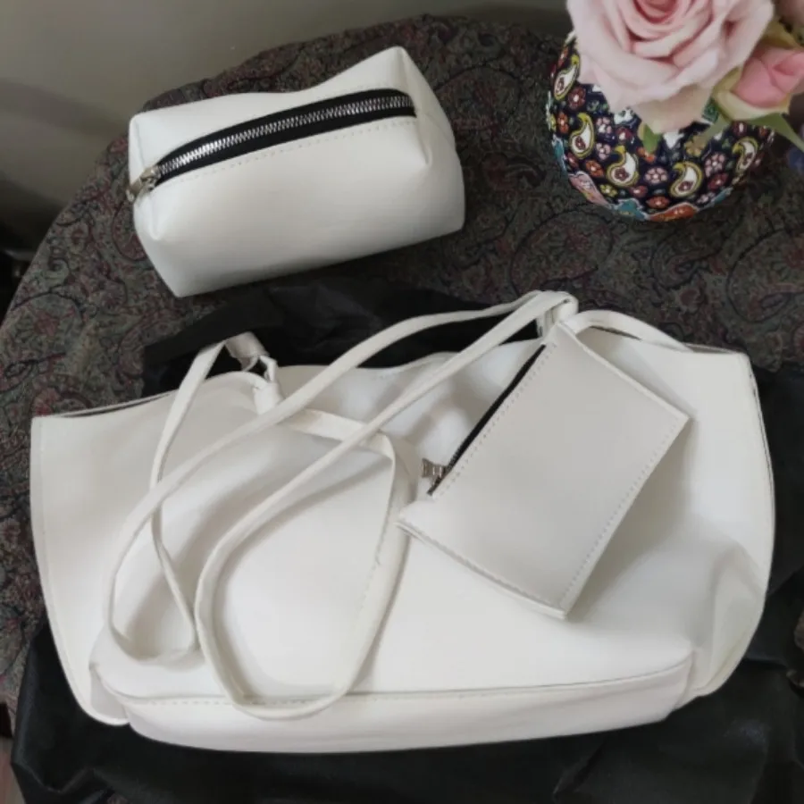 کیف بزرگ زنانه سفید