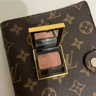 سایه ysl