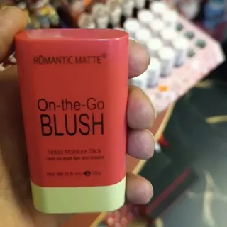 رژ گونه استیکی بلاش