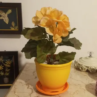 گل مصنوعی زیبا