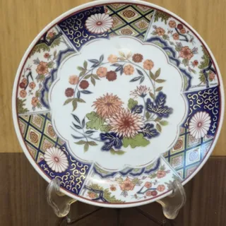 دیوارکوب  یا شیرینی خوری