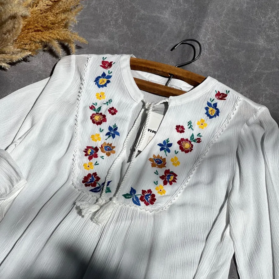 شومیز نخی گلدوزی